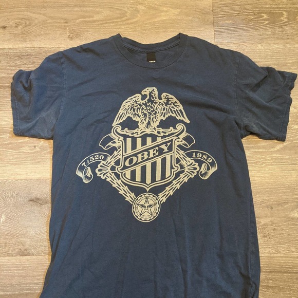 Obey Giant Mens Graphic Tee - Picture 1 of 4